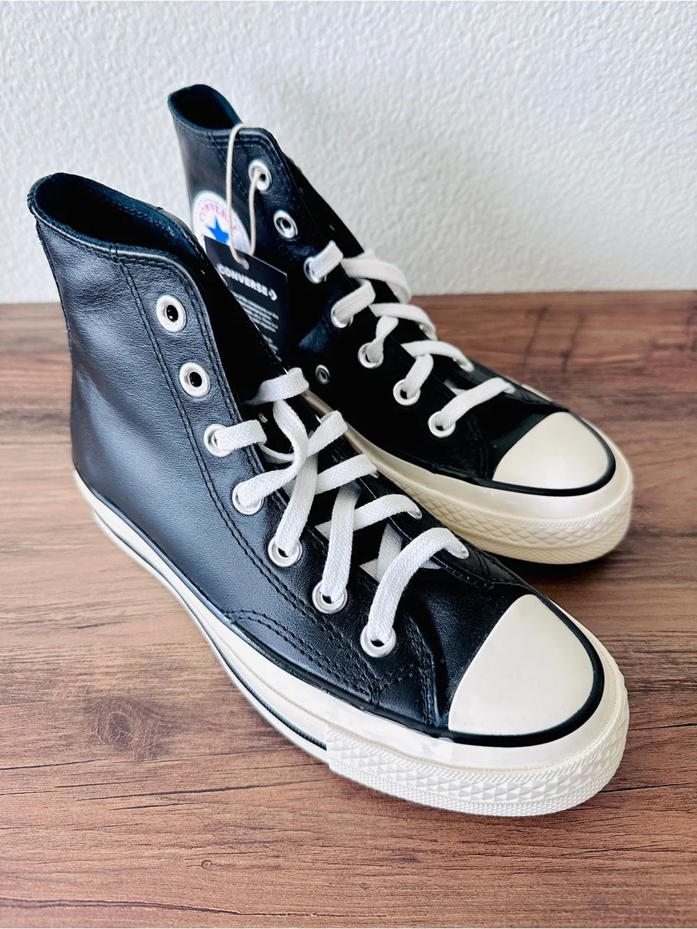 Big Kids Converse Chuck 70 Leather High Top in Black/White (Size 3) BRAND NEW!